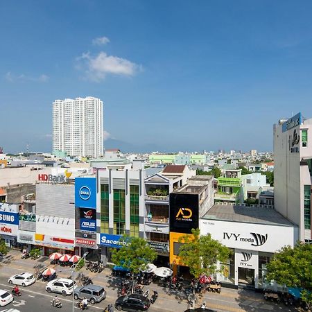 Sky Star Hotel Da Nang Luaran gambar