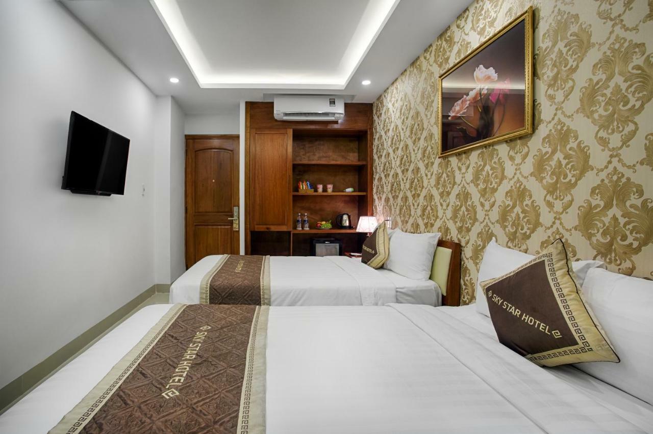 Sky Star Hotel Da Nang Luaran gambar