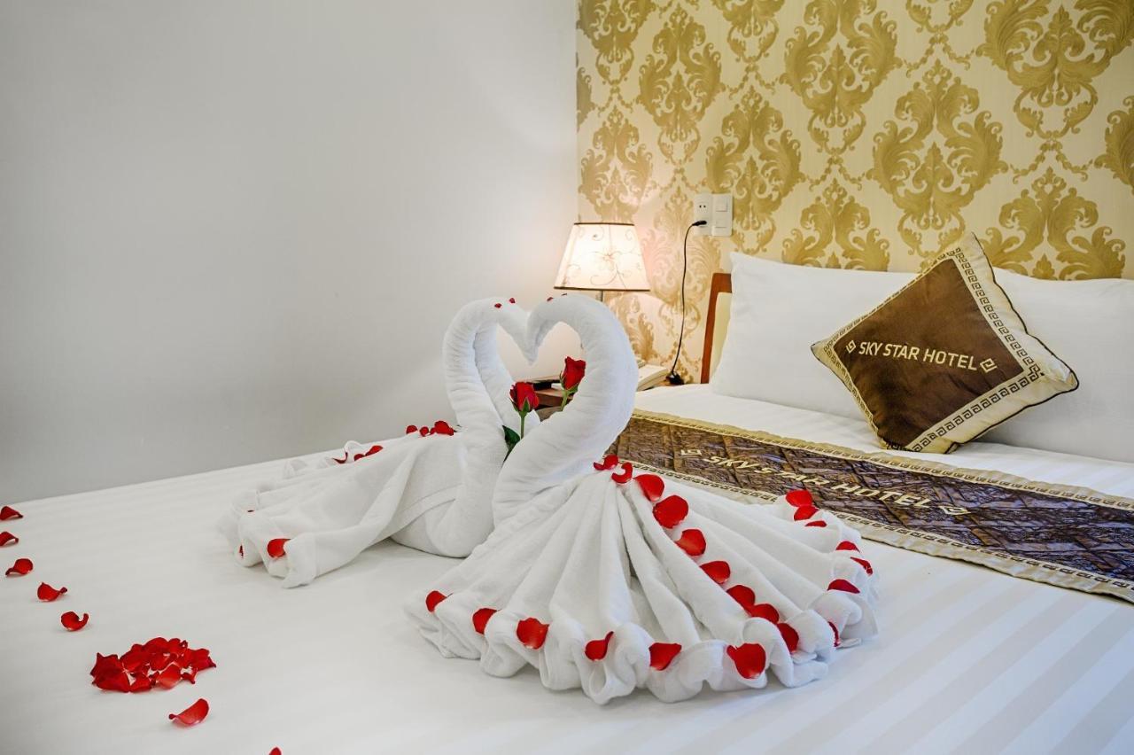 Sky Star Hotel Da Nang Luaran gambar